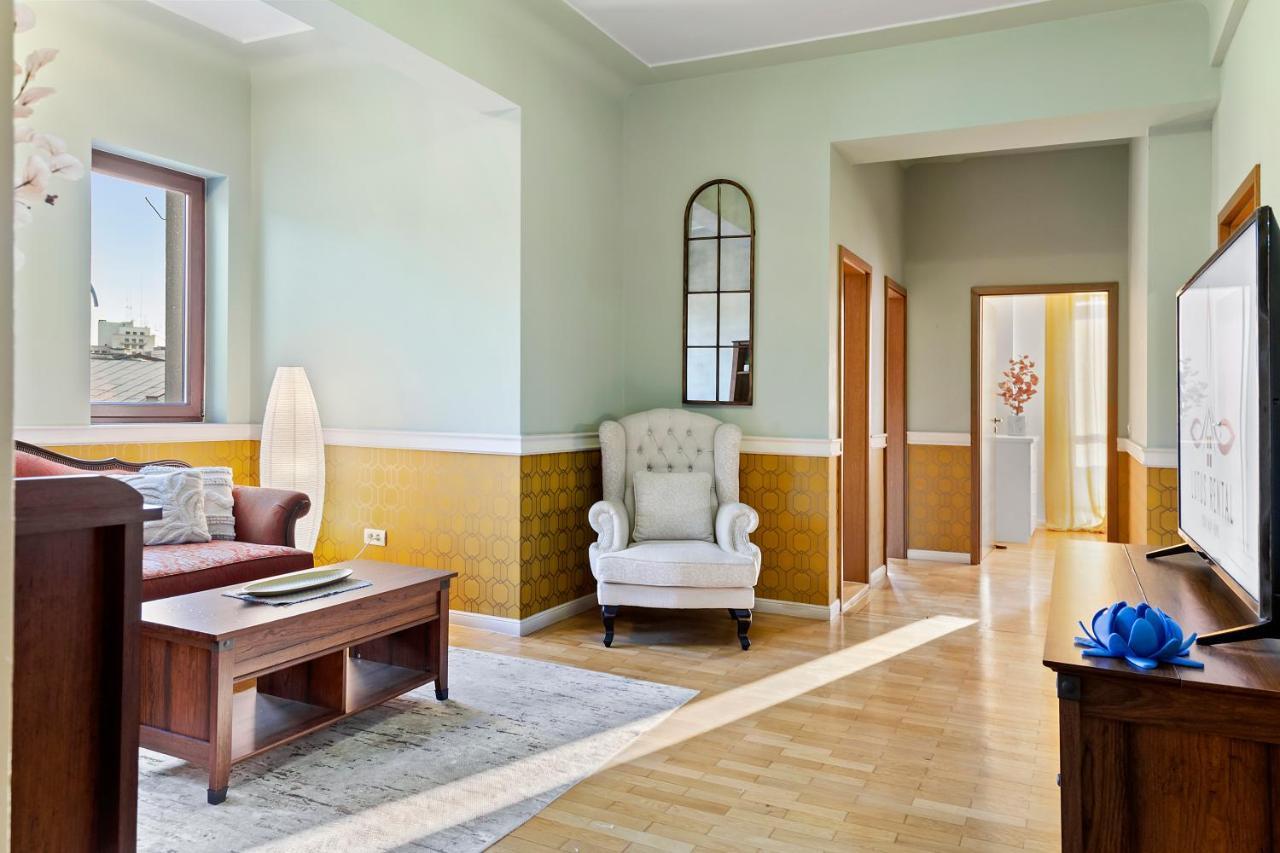 City Heart Retreat Elegant Apartment Bucureşti Ngoại thất bức ảnh